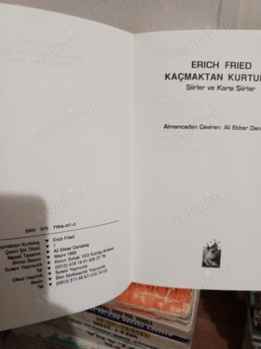 Kaçmaktan Kurtuluş Şiirler Ve Karşı Şiirler
