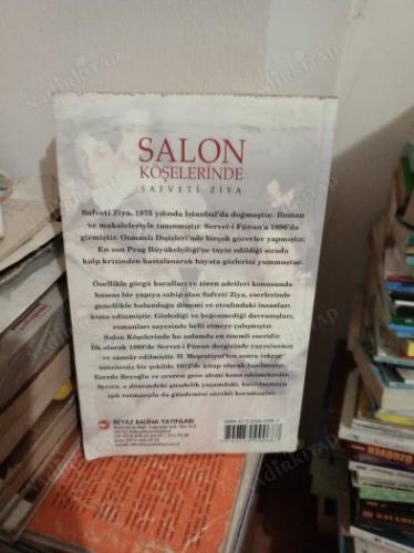 SALON KÖŞELERİNDE