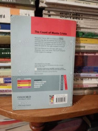 THE COUNT OF MONTE CRİSTO / DOMİNOES, NEW EDİTİON: LEVEL 3: 1,000-WORD VOCABULARY