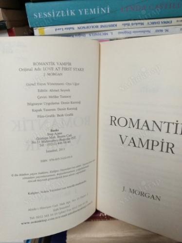 ROMANTİK VAMPİR