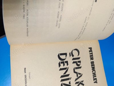 ÇIPLAK DENİZ(Jaws Yazarı)