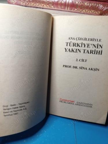 Ana Çizgileriyle Türkiye'nin Yakın Tarihi 2