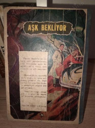 Aşk Bekliyor