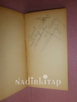 GÜZEL BİR OYUN -İTHAFLI / İMZALI -