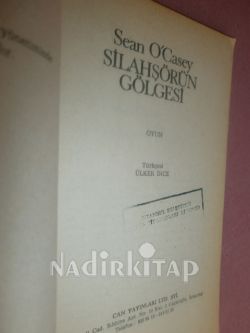 SİLAHŞÖRÜN GÖLGESİ