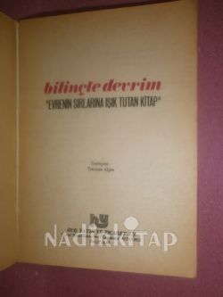 BİLİNÇTE DEVRİM/EVRENİN SIRLARINA IŞIK TUTAN KİTAP