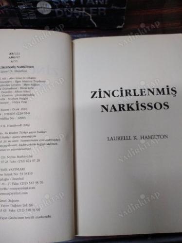 ZİNCİRLENMİŞ NARKiSSOS