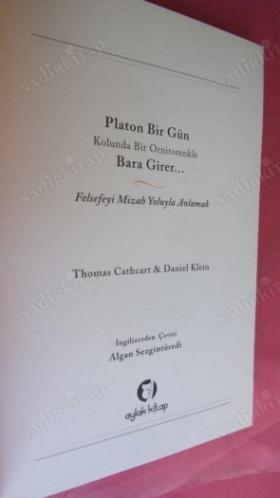 PLATON BİR GÜN BARA GİRER Felsefeyi Mizah Yoluyla Anlamak