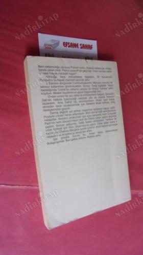 ANNEME REKLAMCI OLDUĞUMU SÖYLEMEYİN , O BENİ BİR GENELEVDE PİYANİST SANIYOR