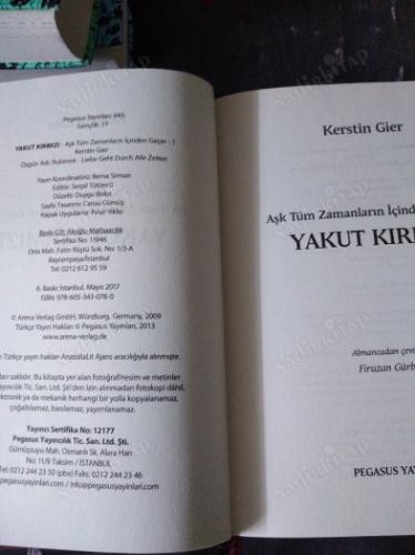 YAKUT KIRMIZI - AŞK TÜM ZAMANLARIN İÇİNDEN GEÇER ( CİLTLİ - 6.BASKI )