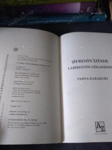 Labirentin Gölgesinde