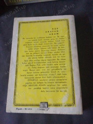 AŞK ARAYAN ADAM-ROMAN