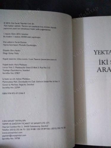 İki Şiirin Arasında (Birinci Baskı)