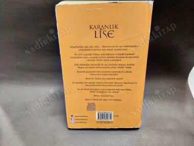Karanlık Lise