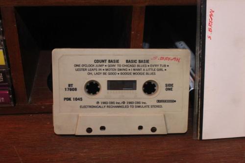 Count Basie - Basic Basie (Kaset) US Baskı