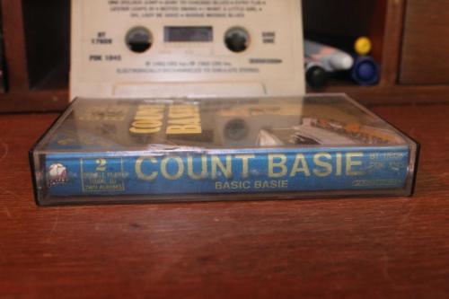 Count Basie - Basic Basie (Kaset) US Baskı