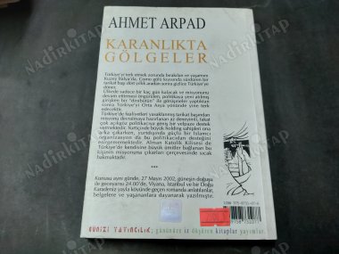 KARANLIKTA GÖLGELER