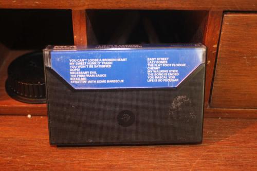 Louis Armstrong - Louis & Friends (Kaset) UK Baskı