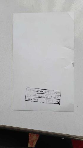 GARANTİ BANKASI ve TÜRKİYE EĞİTİM GÖNÜLLÜLERİ VAKFI'NIN ESKİ GENEL BAŞKANI İBRAHİM BETİL'İN ORİJİNAL FOTOĞRAFI - 20 x 12,5 cm EBADINDA - İBRAHİM BETİL, ''GARANTİ 91'E BAKIŞ MÜDÜRLER TOPLANTISI''NDA KONUŞMA YAPMAK İÇİN BEKLERKEN ÇEKİLMİŞ NET KALİTEDE BİR FOTOĞRAF