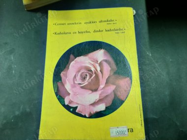 MÜSLÜMAN KIZIN DİN KİTABI