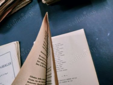 İLAHİLER KASİDELER VE DİNİ ÖĞÜTLER