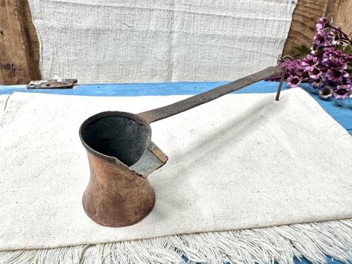 Antika Bakır Cezve - Dövme Bakır Uzun Nadir Saplı Türk Kahve Cezvesi - Osmanlı Modeli