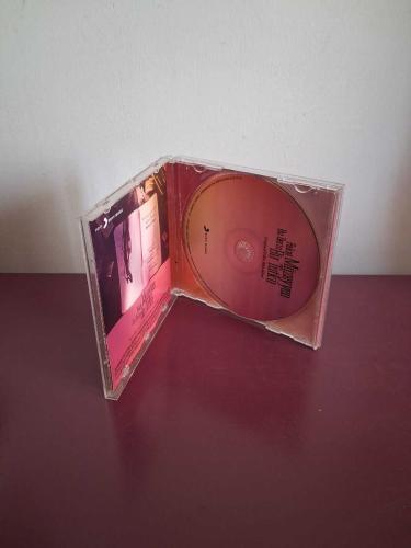 Cd Fakat Müzeyyen Bu Derin Bir Tutku Soundtrack Orijinal - Çiziksiz Mor Ve Ötesi Replikas Aylin Aslim Vega Harun Tekin   Hergün Yeni Ürün