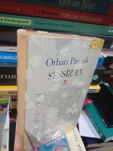 Sessiz Ev  İlk 1. Baskı