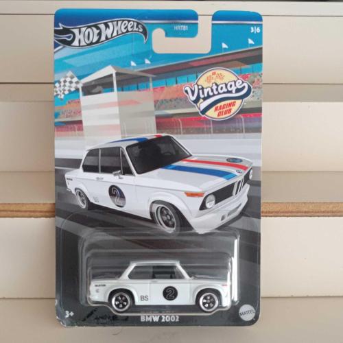 LOT.10 » HOTWHEELS  BMW 2002