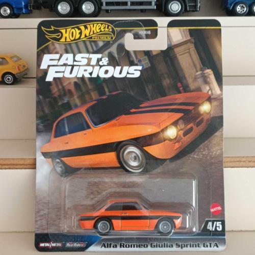 HOTWHEELS  ALFA ROMEO GIULIA SPRINT GTA