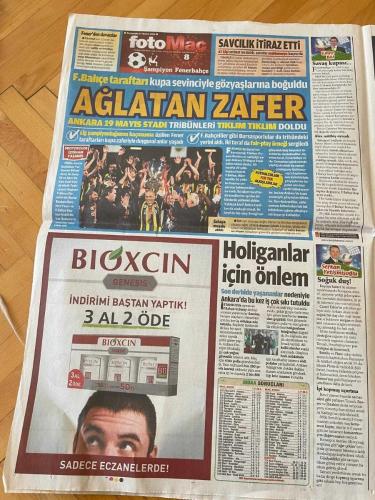 FOTOMAÇ GAZETESİ - 17 MAYIS 2012 - BUGÜN YER GÖK SARI LACİVERT - ZİRAAT TÜRKİYE KUPASI'NI KAZANAN FENERBAHÇE'Yİ VE TARAFTARLARINI TEBRİK EDERİZ - ÜLKER - LUGANO BEŞİKTAŞ'A - SIVOK TRABZON'A - ALEX - CANER - BARONI - SEMİH - DROGBA'YI İSTİYORUM - ÜNAL AYSAL - 'ÇILGIN' HOCA KARTAL'A MI? - MARCELO BIELSA - KALOU 'FIRTINA'SI - SALOMON KALOU - CARVALHAL İSTANBUL BB'YE İMZAYI ATTI - TEMPOCU'DAN 2 BİN TL DAHA - DENİZBANK - TESELLİ'NİN EN BÜYÜĞÜ - ALLAH BİRİNİ NASİP ETTİ - HASRETİ BİTİRDİ - ZIEGLER - GÖKHAN - YOBO - TIMSAH BAŞARAMADI - KUPA ASI ALEX - KUPA ASINI NASIL ALDI? - CADDE&METRIS'TE COŞKULAR - ZAFER İLE BİRLİKTE KASASI DA DOLDU - HORON - TEB - ÇİFTÇİYE ÇİFTE BAYRAM - SHELL RIMULA - GECİKEN ÖZGÜRLEÇÜGE - DR. GÜRKAN KUBİLAY - KOCAMAN'DAN SİFTAH - STOCH - SOW - BURSA CAMİASI BU ÜLKEYE ÖRNEK OLDU - POTADA YÜZLER GÜLDÜ - SANSZIZ VEDERSON - BAYERN MÜNİH Mİ CHELSEA Mİ - SELÇUK YULA - ERİK GERETS - ALBERT RIERA - EMMANUEL EBOUE - AYDIN - GÖKHAN ZAN - SERVET ÇETİN - MELO - ELMANDER -CANO - CUL