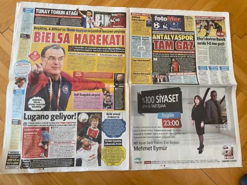 FOTOMAÇ GAZETESİ - 17 MAYIS 2012 - BUGÜN YER GÖK SARI LACİVERT - ZİRAAT TÜRKİYE KUPASI'NI KAZANAN FENERBAHÇE'Yİ VE TARAFTARLARINI TEBRİK EDERİZ - ÜLKER - LUGANO BEŞİKTAŞ'A - SIVOK TRABZON'A - ALEX - CANER - BARONI - SEMİH - DROGBA'YI İSTİYORUM - ÜNAL AYSAL - 'ÇILGIN' HOCA KARTAL'A MI? - MARCELO BIELSA - KALOU 'FIRTINA'SI - SALOMON KALOU - CARVALHAL İSTANBUL BB'YE İMZAYI ATTI - TEMPOCU'DAN 2 BİN TL DAHA - DENİZBANK - TESELLİ'NİN EN BÜYÜĞÜ - ALLAH BİRİNİ NASİP ETTİ - HASRETİ BİTİRDİ - ZIEGLER - GÖKHAN - YOBO - TIMSAH BAŞARAMADI - KUPA ASI ALEX - KUPA ASINI NASIL ALDI? - CADDE&METRIS'TE COŞKULAR - ZAFER İLE BİRLİKTE KASASI DA DOLDU - HORON - TEB - ÇİFTÇİYE ÇİFTE BAYRAM - SHELL RIMULA - GECİKEN ÖZGÜRLEÇÜGE - DR. GÜRKAN KUBİLAY - KOCAMAN'DAN SİFTAH - STOCH - SOW - BURSA CAMİASI BU ÜLKEYE ÖRNEK OLDU - POTADA YÜZLER GÜLDÜ - SANSZIZ VEDERSON - BAYERN MÜNİH Mİ CHELSEA Mİ - SELÇUK YULA - ERİK GERETS - ALBERT RIERA - EMMANUEL EBOUE - AYDIN - GÖKHAN ZAN - SERVET ÇETİN - MELO - ELMANDER -CANO - CUL