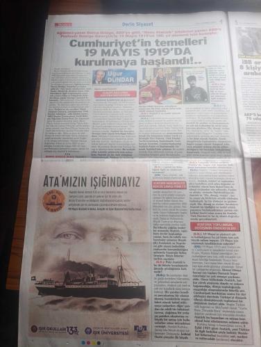 Sözcü Gazetesi - Turkish Newspaper - 19 Mayıs 2019 - 19 Mayıs Atatürk'ü anma gençlik ve spor bayramı kutlu olsun - 100 yıllık gurur - Atatürk Sevr antlaşması ile dayatılan bu haritayı yırtıp attı - Atatürk'ten önce Atatürk'ten sonra Türkiye - Aynı gemide 100 yıl yazan Rahmi Turan - 19 Mayıs için kamu binaları Atatürk posterleri ve bayraklarıyla donatıldı - Yılmaz Özdil'in 19 Mayıs şiirini Kurtalan ekspres besteledi Fotoğrafı - CHP 100 yıldır aynı gemideyiz tam sayfa Atatürk fotoğraflı - genç Atatürk kitabının yazarı ABD'li profesör George Gawrych ile Berna Bridge ABD'de röportaj yaptı Uğur Dündar yazdı - Ekrem İmamoğlu her şey çok güzel olacak sloganı ile karşılandı - Aydın Büyükşehir belediyesi 19 Mayıs Atatürk'ü anma gençlik ve spor bayramı kutlu olsun - Türkan Saylan mezarı başında anıldı - İzmir'de Atatürk imzası bedava - 19 Mayıs sebebiyle Şebnem Ferah konseri Antalya Cumhuriyet meydanı'nda - Bandırma vapurunda zorlu yolculuk - işte işgal altındaki İstanbul fotoğraf -19 Mayıs 1919