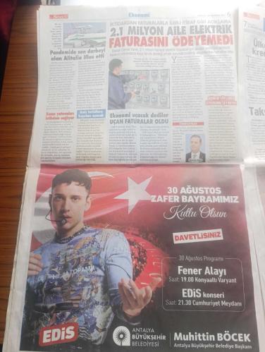 Sözcü Gazetesi - Turkish Newspaper - 30 Ağustos 2021 - 30 Ağustos Zafer Bayramı kutlu olsun - Büyük taarruz için Atatürk ne söz verdi fotoğraf - Dünyada hiçbir savaşta yenilmemiş tek komutan Atatürk - makus talihin yenildiği gün yazan Rahmi Turan - 30 Ağustos penceresinden yazan Necati Doğru - Atatürk düşmanı nankörler yazan Deniz Zeyrek - Güneş Atatürk yazan Yekta Güngör Özden - 30 Ağustos Zafer Bayramı sebebiyle Kadıköy'de Göksel Kalben Güvenç Dağüstün Burçin Büke konserleri - 30 Ağustos penceresinden Taliban ile İslamcı AKP - İYİ Parti'nin önemli ismi Aytun Çıray'dan 30 Ağustos zaferinin 99. Yıldönümünde çarpıcı açıklamalar - 30 Ağustos Zafer Bayramı kutlu olsun Edis konseri Antalya'da - Türkiye Jokey Kulübü 30 Ağustos Zafer bayramımız kutlu olsun - 30 Ağustos'ta İstanbulda 39 ilçede fener alayı düzenlenecek - Büyük taarruz yazan  Sinan Meydan - Ankara üniversitesi'nin arşivinden Atatürk ve milli mücadele - yamaç paraşütçülerinden 30 Ağustos Zafer uçuşu - 30 Ağustos 1922
