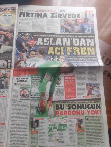 Sözcü Gazetesi - Turkish Newspaper - 30 Ağustos 2021 - 30 Ağustos Zafer Bayramı kutlu olsun - Büyük taarruz için Atatürk ne söz verdi fotoğraf - Dünyada hiçbir savaşta yenilmemiş tek komutan Atatürk - makus talihin yenildiği gün yazan Rahmi Turan - 30 Ağustos penceresinden yazan Necati Doğru - Atatürk düşmanı nankörler yazan Deniz Zeyrek - Güneş Atatürk yazan Yekta Güngör Özden - 30 Ağustos Zafer Bayramı sebebiyle Kadıköy'de Göksel Kalben Güvenç Dağüstün Burçin Büke konserleri - 30 Ağustos penceresinden Taliban ile İslamcı AKP - İYİ Parti'nin önemli ismi Aytun Çıray'dan 30 Ağustos zaferinin 99. Yıldönümünde çarpıcı açıklamalar - 30 Ağustos Zafer Bayramı kutlu olsun Edis konseri Antalya'da - Türkiye Jokey Kulübü 30 Ağustos Zafer bayramımız kutlu olsun - 30 Ağustos'ta İstanbulda 39 ilçede fener alayı düzenlenecek - Büyük taarruz yazan  Sinan Meydan - Ankara üniversitesi'nin arşivinden Atatürk ve milli mücadele - yamaç paraşütçülerinden 30 Ağustos Zafer uçuşu - 30 Ağustos 1922
