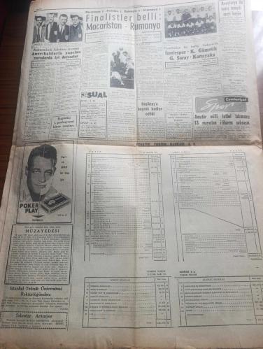 Cumhuriyet Gazetesi - Turkish Newspaper - 23 Nisan 1960 - Kırk yıl sonra yazan Nadir Nadi Başmakale -  Kırkıncı Milli hakimiyet ve Çocuk Bayramı - Cumhuriyet Bayramı törenlerinde günün mana ve ehemmiyetini belirten konuşmaları resmi geçitler takip edecek  - Milli hakimiyet yazan Cahit Tanyol - Hukuk fakültesi büro şefi Ata Sayol Dün Tevkif edildi  - Kore'de muhalefet yeni seçim istiyor - İzmit'te rafinerinin temeli bugün atılıyor - Adnan Menderes ve Fatin Rüştü Zorlu 26 Mayıs'ta atina'ya gidecekler - Amerikan Büyükelçisi Fletcher Başbakan Adnan Menderes'i ziyaret etti - Evlerden Biri Yazan Orhan Kemal Yazı Dizisi - ipana okullar arası bilgi yarışması - Arzu tramvayı piyesi şan sinemasında - Amerika NATO devletlerine Polaris füzesi verecek - parklara ve yeşil sahalara 20 Bin lale soğanı dikilecek - Ankara İstanbul Radyosu Programı - soyunan artistler ve çıplaklığın tarihi yazan Recep Doksat - beyaz perdenin hanımefendisi Janet Leigh fotoğraf  - 23 Nisan 1923