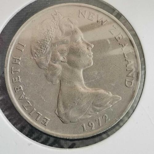 YENİ ZELENDA  1972  20  CENT   KAPAMASINDA