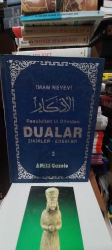 Resulullah'ın Dilinden Dualar Zikirler Edebler  2 Cilt Ciltli
