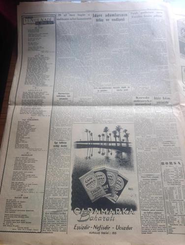 Cumhuriyet Gazetesi - Turkish Newspaper - 30 Ağustos 1951 - 30 Ağustos resmi çizen Ali Ulvi  - kaderi değiştiren gün yazan Nadir Nadi Başmakale - 30 Ağustos Zafer Bayramı - 29 yıl önce bugün o muhteşem zaferi kazandık - Genelkurmay Başkanı Orgeneral Nuri Yamut 30 Ağustos Zafer Bayramı münasebeti ile Türk Silahlı kuvvetlerine mesaj göndermiştir - Seçim bölgelerindeki Cumhuriyet ekibi bildiriyor idare adamlarının telaş ve endişesi - cumhurbaşkanımız Celal Bayar Dün İş bankası'nın İstanbul merkezinden çıkarken fotoğraf - yaralı gazilerimiz Yarın Kore'den İzmir'e geliyor fotoğraflar - kaçakçılar arasında 25 gün röportajı yapan Yaşar Kemal - Başkumandan meydan muharebesi yazan Haluk Yusuf Şehsuvaroğlu - Rüyalar Evi yazan Peride Celal Yazı Dizisi - münevverler hesabına yazan Burhan Felek - Rusya'daki Yahudiler - Feridun kılıç Beynelmilel hakemlerimiz arasına girdi - İstanbul enternasyonal basketbol turnuvası - halk düşmanı filmi Ar  elhamra sineması - 30 Ağustos 1922