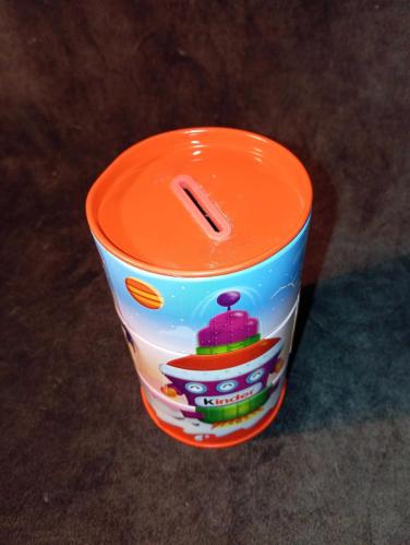 Kinder teneke kumbara robot gorselli