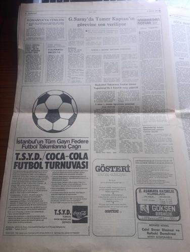 Cumhuriyet Gazetesi - Turkish Newspaper - 19 Mayıs 1981 - bugün yazan Nadir Nadi Başmakale - Atatürk 100 yaşında - Atatürk'ün fotoğrafı - tüm yurtta 19 Mayıs törenleri yapılıyor - Türkiye haritası her yer Samsun resim - 19 Mayıs Atatürk'ü anma ve Gençlik Spor Bayramı Kıbrıs Türk Federe Devleti'nde de geniş bir programla kutlanacak - devlet başkanı Kenan Evren MGK üyeleri ve başbakan Bülend Ulusu saat 14.20'de Anıtkabir'e ziyaret edip saygı duruşunda bulunmaları ile tören başlayacak - Samsun'dan getirilecek bayrak ile kıbrıs'tan getirilecek toprak devlet başkanına sunulacak - bu yıl 2 yıl öncesinden farklı olarak 4 kule kuruluyor gençliğin kurdukları kuleler Atatürk'ün kurduğu ilkelerini ve kurduğu Cumhuriyeti simgeliyor - radyo ve televizyonda 19 Mayıs törenleri yayın programı - 19 Mayıs'ta tarihe ne yazıldı yazan Aydın Aybay - Bandırma vapuru Samsun'da özgürlüğe ilk adım yaşandı yazan Selim Yalçıner - tersine tarih İlhan Selçuk - Atatürk için kitaplar  Doğan Hızlan - 19 Mayıs 1919