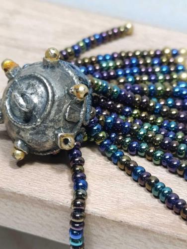K21---GÜMÜŞ KAPLAMA METAL BONCUKLU PÜSKÜL KOLYE UCU