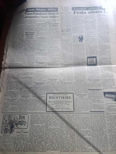 Dünya Gazetesi - Turkish Newspaper - 19 Mayıs 1952 - hiç değişmeyeni değiştirmek yazan Falih Rıfkı Atay Başmakale - 19 Mayıs Gençlik Bayramı kutlu olsun - 19 Mayıs resmi Atatürk portreli - Türk gençliği inkılaplara sadakatini teyit ediyor - Bugün 19 Mayıs Atatürk'ün Samsun'a ayak bastığı günün 33 üncü yıl dönümü - unutuyorsunuz ki Mustafa Kemaller 20 yaşındadır - 19 Mayıs Gençlik ve Spor Bayramı münasebetiyle Milli Türk Talebe Birliği ve Türkiye Milli Talebe Federasyonu İstanbul icra komitesi başkanlığı birer beyanname neşretmişlerdir - İsmet İnönü iç ve dış politikada CHP'nin görüşünü belirtti - Başbakan Adnan Menderes vaatler yerine getirildi - Ankara milletvekili Ömer Bilen ölülere çelenk gönderme küfürdür - Çankaya Atatürk devri hatıraları kuruluş devri yazan Falih Rıfkı Atay - 19 Mayıs davetiyelerinin dağıtılış şekli protesto edildi - haftalık radyo programları - Mehduh Şevket Esendal'ın cenazesi dün hazin bir törenle toprağa verildi - Kırkpınar güreşleri - 19 Mayıs 1919