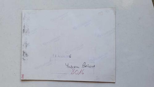 TÜRKİYE CUMHURİYETİ ESKİ SAĞLIK BAKANI YILDIRIM AKTUNA'NIN ORİJİNAL FOTOĞRAFI - 15 x 11,5 cm EBADINDA - YILDIRIM AKTUNA, KENDİSİNİ MAKAMINDA ZİYARETE GELEN SPOR EKİBİYLE TOPLUCA HATIRA POZU VERİRKEN ÇEKİLMİŞ BİR KARE