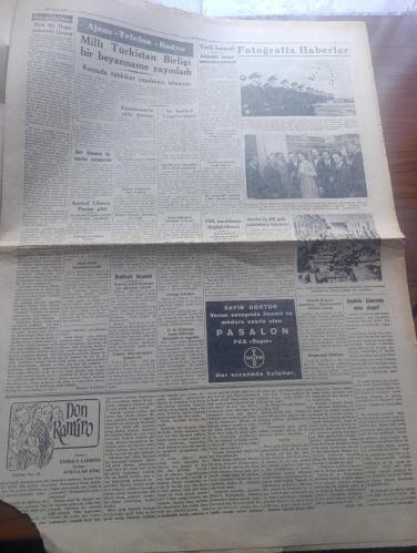 Dünya Gazetesi - Turkish Newspaper - 23 Nisan 1952 - 32. Yıldönümü yazan Falih Rıfkı Atay Başmakale - 23 Nisan çizen M. Çömez - Atatürk çocuklarım ben sizlerle yaşamaya devam ediyorum - 23 Nisan Milli egemenlik ve çocuk Bayramı dün saat 12'den itibaren Başlamış bulunmaktadır - çocuk esirgeme kurumu tarafından çocuk bayramı münasebetiyle Taksim belediye gazinosunda saat 15'ten 19'a kadar bir çocuk çayı tertip edilmiştir - 23 Nisan bayramınız münasebetiyle bugün milli eğitim müdürü  Muhittin Akdik İstanbul radyosunda saat 16.00'da bir konuşma yapacaktır - İstanbul radyosu 23 Nisan Bayramı dolayısıyla hususi bir program hazırlamıştır - yapılacak olan törenlerde 23 Nisan çocuk Bayramı münasebetiyle konuşmalar yapılacak şiirler okunacaktır - güzel ses müsabakasında davetler arasında bulunan Hamiyet Yüceses güzel sesiyle şarkı okurken fotoğraf - Balzac'ın hasretle başlayan aşkı çeviren Leyla Yazıcıoğlu - Beşiktaş Corinthians'a dün 1-0 Galip geldi Fotoğrafı - 23 Nisan 1920