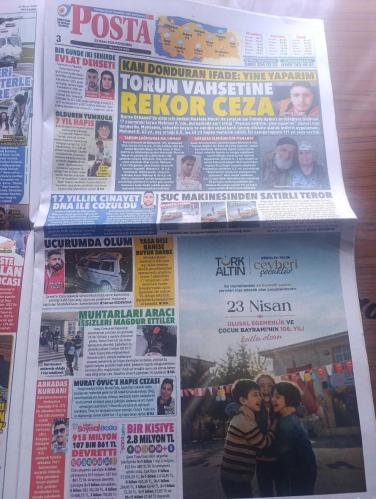 Posta Gazetesi - Turkish Newspaper - 23 Nisan 2026 - 23 Nisan hepimizin Bayramı - 23 Nisan 1920'de kurulan Büyük Millet Meclisi egemenliğin kayıtsız şartsız millete ait olduğunun tesciliydi - 23 Nisan 1921'de itibaren milli bayram ilan edildi - ulu önder Mustafa Kemal Atatürk 1922'de Konya'daki Şems ilkokulunu ziyaretinde Nuriye ( İdil) adlı çocuğa okulunu seviyor musun diye sordu çok seviyorum yanıtını alınca O zaman dünyanın her yerindeki çocukları çağıralım hep birlikte oynayın dedi - Mustafa Kemal Atatürk ile Nuriye İdil Fotoğrafı Yapay Zeka ile renklendirilmiştir - usta oyuncu Ferdi Atuner vefat etti - Vakıfbank finans grubu 23 Nisan ulusal egemenlik ve çocuk bayramı kutlu olsun - Milli Piyango 23 Nisan ulusal egemenlik ve çocuk bayramı kutlu olsun - Migros 23 Nisan ulusal egemenlik ve çocuk bayramınız kutlu olsun - TBMM başkanı Numan Kurtulmuş çocuklarla fotoğraf çektirdi - 23 nisan'a özel yayınlar CNN Türk'te - 13. Kez Avrupa şampiyonu  Rıza Kayaalp Fotoğrafı  - 23 Nisan 1920