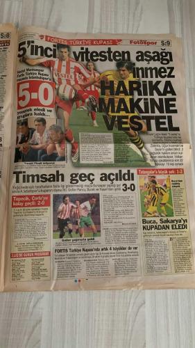 FOTOSPOR SPOR GAZETESİ - TURKISH NEWSPAPER - DOĞUM GÜNÜ HEDİYESİ  - EKSİKSİZ TAM TAKIM GAZETE -  21 EYLÜL 2006 PERŞEMBE  ERSUN YANAL – HALUK ÇUBUKÇU – HALUK ZORLU – ZICO – AZİZ YILDIRIM – ERMAN TOROĞLU – İBRAHİM CEVAHİR – MUTLUHAN SUNER – ŞÜKRÜ KAYA – HAKAN ŞÜKÜR – ERİK GERETS – ADNAN POLAT – ARDA TURAN – CARRUSCA – GÖKHAN ZAN – YATTARA – HÜSEYİN – GÖKDENİZ KARADENİZ – SZYMOWIAK – STEPANOV – MUSAMPA  FENERBAHÇE: TEKNİK DİREKTÖR ZICO, KOLTUĞUNU ERSUN YANAL’A KAPTIRMAK İSTEMİYOR – KONYA MAÇINA YENİ BİR FENERBAHÇE İLE ÇIKIYOR – AZİZ YILDIRIM: “ZICO İLE DEVAM” – ERMAN TOROĞLU’NUN SÖZLERİ YANAL’I ETKİLEDİ – YANAL PROJESİ İLERİ TARİHE ATILDI – VOLKAN TRANSFERİNDE BEŞİKTAŞ DEVREYE GİRDİ  GALATASARAY: BEŞİKTAŞ GALİBİYETİ SONRASI MORAL BULDU – ERİK GERETS: “LIVERPOOL’DAN PUAN ALIRSAK GRUPTAN ÇIKARIZ” – ADNAN POLAT: “LIVERPOOL’U EVİNDE VURACAĞIZ” – GALATASARAY RESMİ SİTESİ: LIVERPOOL MAÇI BİLETLERİ 34 STERLİN – HAKAN ŞÜKÜR LÜBNANLI SAVAŞ MAĞDURU ÇOCUKLARA SÖZ VERDİ: “RAMAZAN’DA GELECEĞİM” – ARDA