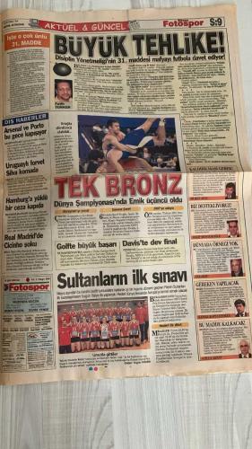FOTOSPOR SPOR GAZETESİ - TURKISH NEWSPAPER - DOĞUM GÜNÜ HEDİYESİ  - EKSİKSİZ TAM TAKIM GAZETE -   26 EYLÜL 2006 SALI  AZİZ YILDIRIM – ZICO – ALEX DE SOUZA – MATEJA KEZMAN – RÜŞTÜ REÇBER – SERKAN BALCI – ÖNDER TURACI – EDU – DEIVID DE SOUZA – TUNCAY ŞANLI – APPİAH – TÜMER METİN – HAKAN ŞÜKÜR – ARDA TURAN – SABRİ SARIOĞLU – AYHAN AKMAN – JUNICHI INAMOTO – ÜMİT KARAN – RİGOBERT SONG – STJEPAN TOMAS – FERHAT ÖZTORUN – MONDRAGON – CARRUSCA – GÖKHAN ZAN – ERSEN MARTİN – GÖKDENİZ KARADENİZ – MARCELINHO – FATİH AKYEL – ZİYA DOĞAN – SELÇUK DERELİ  FENERBAHÇE: UEFA KUPASI ÖNCESİ RANDERS MAÇINA HAZIRLANIYOR – ZICO: “GRUPLARA KALACAĞIZ” – DEIVID: “RAKİP FİLELER GOLLERİMLE DOLACAK” – KEZMAN İLE İYİ PARTNER OLACAĞIM – APPİAH’A İNGİLİZ KULÜPLERİNDEN TEKLİF VAR (FULHAM, PORTSMOUTH, NEWCASTLE) – ALEX’E LYON TALİP – TUNCAY’I EVERTON TAKİPTE – ÖNDER TURACI’NIN BABASINA 46 BİN YTL CEZA – RÜŞTÜ’NÜN MUHTEŞEM KURTARIŞLARI ZICO’YU RAHATLATTI – FENERBAHÇE’DE HEDEF 100. YILDA 3 KUPA  GALATASARAY: TRABZONSPOR MA