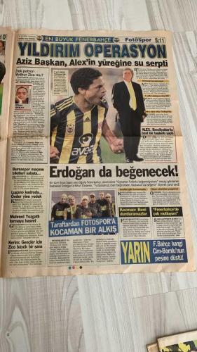FOTOSPOR SPOR GAZETESİ - TURKISH NEWSPAPER - DOĞUM GÜNÜ HEDİYESİ  - EKSİKSİZ TAM TAKIM GAZETE - 27 EYLÜL 2006 ÇARŞAMBA  ÖZHAN CANAYDIN – ADNAN POLAT – ALİ DÜRÜST – ABDURRAHİM ALBAYRAK – HAKAN ŞÜKÜR – ARDA TURAN – SABRİ SARIOĞLU – AYHAN AKMAN – JUNICHI INAMOTO – ÜMİT KARAN – RİGOBERT SONG – STJEPAN TOMAS – FERHAT ÖZTORUN – MONDRAGON – CARRUSCA – GÖKHAN ZAN – ZİYA DOĞAN – ERSEN MARTİN – GÖKDENİZ KARADENİZ – MARCELINHO – FATİH AKYEL – SELÇUK DERELİ – RÜŞTÜ REÇBER – MATEJA KEZMAN – ALEX DE SOUZA – SERKAN BALCI – ÖNDER TURACI – EDU – DEIVID DE SOUZA – TUNCAY ŞANLI – APPİAH – TÜMER METİN – AZİZ YILDIRIM – CANTALEJO (HAKEM)  GALATASARAY: ŞAMPİYONLAR LİGİ’NDE LIVERPOOL DEPLASMANINDA – MAÇ 21.45’TE – İSPANYOL HAKEM CANTALEJO TEHLİKESİ – GEÇMİŞTE ZIDANE, AURELIO, LUCIANO VE HASAN ŞAŞ’I OYUNDAN ATMASIYLA BİLİNİYOR – GALATASARAY’IN İNGİLTERE’DE ZORLU SINAVI – HAKAN ŞÜKÜR VE GENÇLER UMUT OLACAK – GERETS: “PUAN ALIRSAK GRUPTAN ÇIKARIZ” – GALATASARAY RESMİ SİTESİ: LIVERPOOL BİLETLERİ 34 STERLİN  BEŞİ