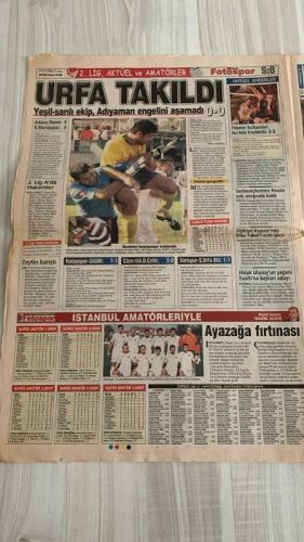 FOTOSPOR SPOR GAZETESİ - TURKISH NEWSPAPER - DOĞUM GÜNÜ HEDİYESİ  - EKSİKSİZ TAM TAKIM GAZETE - 27 EYLÜL 2006 ÇARŞAMBA  ÖZHAN CANAYDIN – ADNAN POLAT – ALİ DÜRÜST – ABDURRAHİM ALBAYRAK – HAKAN ŞÜKÜR – ARDA TURAN – SABRİ SARIOĞLU – AYHAN AKMAN – JUNICHI INAMOTO – ÜMİT KARAN – RİGOBERT SONG – STJEPAN TOMAS – FERHAT ÖZTORUN – MONDRAGON – CARRUSCA – GÖKHAN ZAN – ZİYA DOĞAN – ERSEN MARTİN – GÖKDENİZ KARADENİZ – MARCELINHO – FATİH AKYEL – SELÇUK DERELİ – RÜŞTÜ REÇBER – MATEJA KEZMAN – ALEX DE SOUZA – SERKAN BALCI – ÖNDER TURACI – EDU – DEIVID DE SOUZA – TUNCAY ŞANLI – APPİAH – TÜMER METİN – AZİZ YILDIRIM – CANTALEJO (HAKEM)  GALATASARAY: ŞAMPİYONLAR LİGİ’NDE LIVERPOOL DEPLASMANINDA – MAÇ 21.45’TE – İSPANYOL HAKEM CANTALEJO TEHLİKESİ – GEÇMİŞTE ZIDANE, AURELIO, LUCIANO VE HASAN ŞAŞ’I OYUNDAN ATMASIYLA BİLİNİYOR – GALATASARAY’IN İNGİLTERE’DE ZORLU SINAVI – HAKAN ŞÜKÜR VE GENÇLER UMUT OLACAK – GERETS: “PUAN ALIRSAK GRUPTAN ÇIKARIZ” – GALATASARAY RESMİ SİTESİ: LIVERPOOL BİLETLERİ 34 STERLİN  BEŞİ
